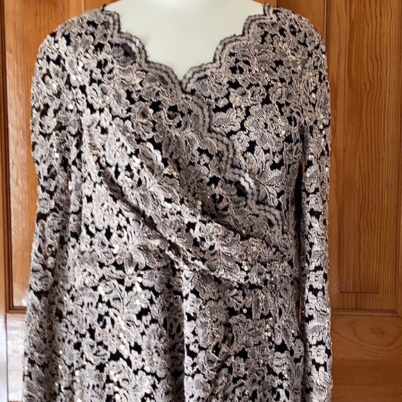 Vintage Jessica Howard Size 10 Ladies Party $ Holiday Dress.  Sequins and Lace. - Picture 2 of 16